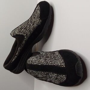 Easy Spirit traveltime278 mule 7M black suede metallic tweed
